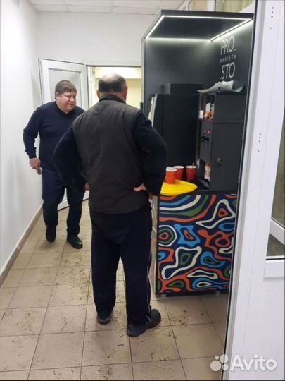 Вендинговый аппарат новый