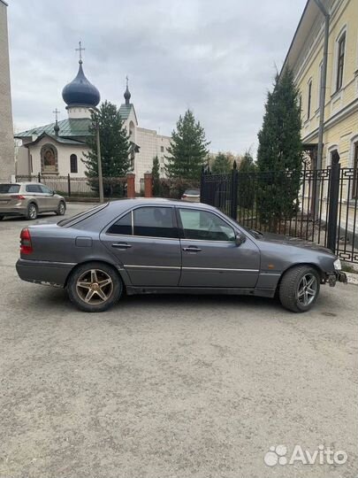 Mercedes-Benz C-класс 1.8 AT, 1995, 270 000 км