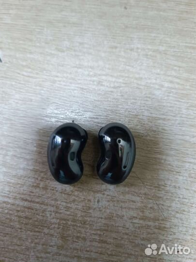 Samsung galaxy buds live