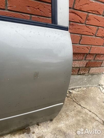 Задняя правая дверь LADA Kalina, Granta