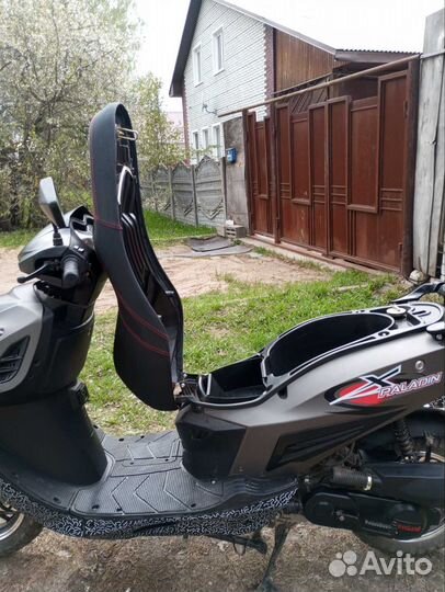 Скутер продам