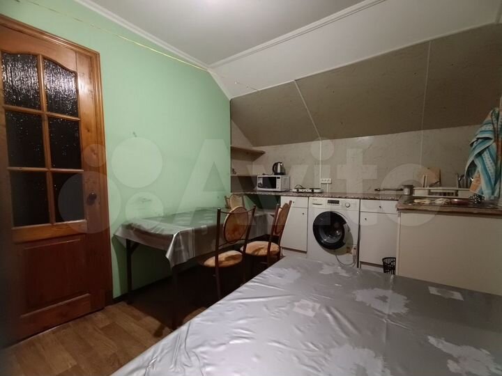 2-к. квартира, 38 м², 3/3 эт.