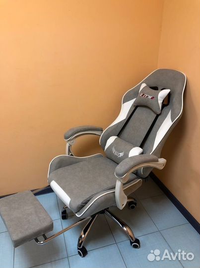 Компьютерное офисное кресло с массажем (новые)