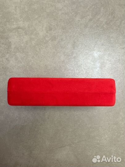 Очечник Carolina Herrera оригинал