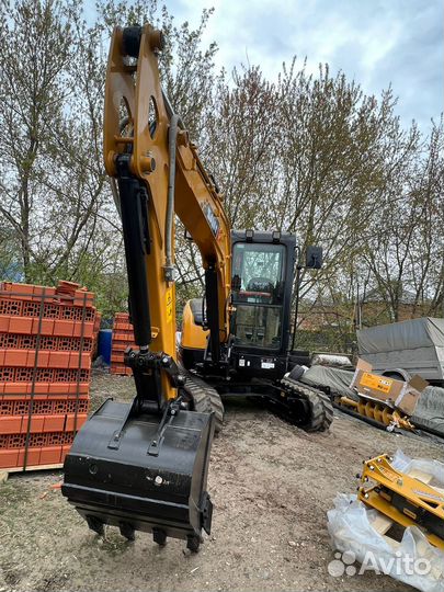 Мини-экскаватор Sany в аренду