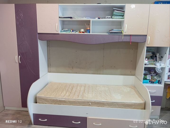 Мебель в детскую комнату