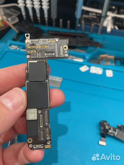 Материнская плата iPhone 12 pro 256 icloud