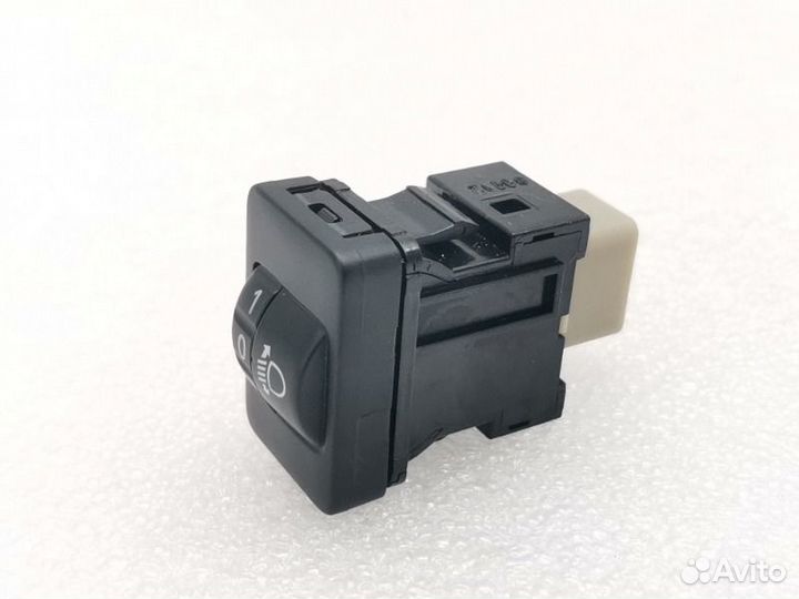 Кнопка корректора фар Mitsubishi Outlander 3