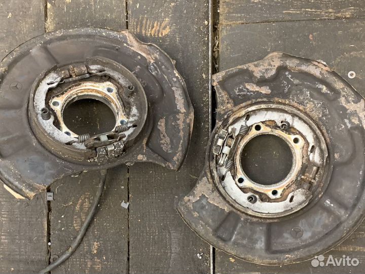 Mercedes w211 кулак задний цапфа