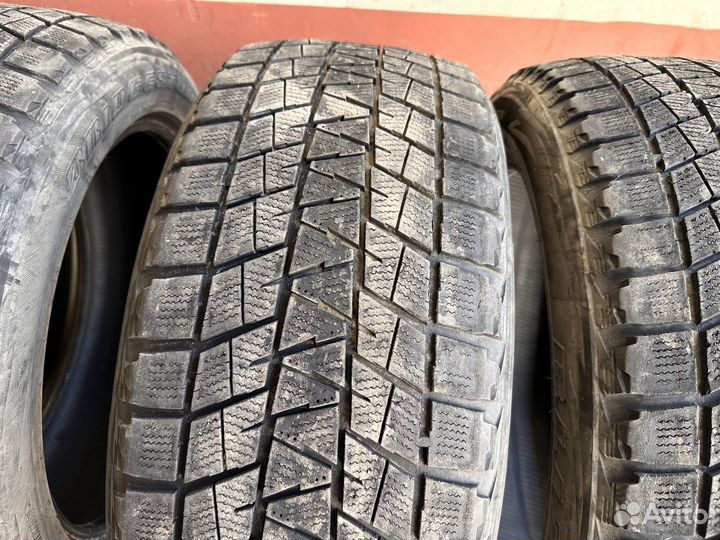 Bridgestone Blizzak DM-V1 265/50 R20 106R