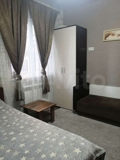 Комната 100 м² в 5-к., 2/2 эт.