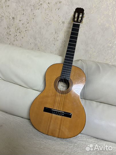 Классическая гитара Aria для левши +чехол