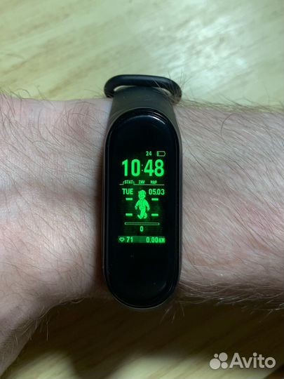 Смарт браслет Xiaomi Mi Band 4