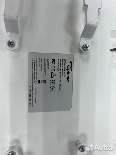 Проектор optoma W330UST