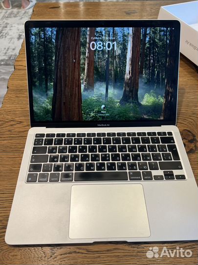Macbook air 13 2020 m1 8gb 256