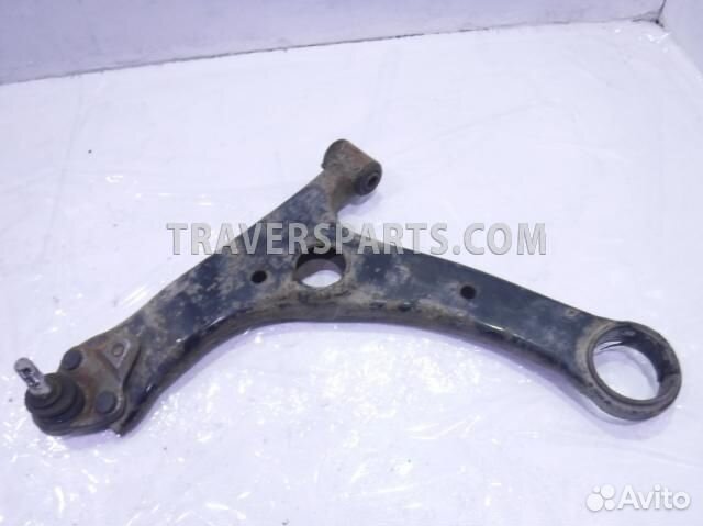 Рычаг передний левый