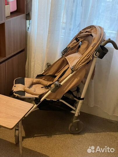 Прогулочная коляска трость
