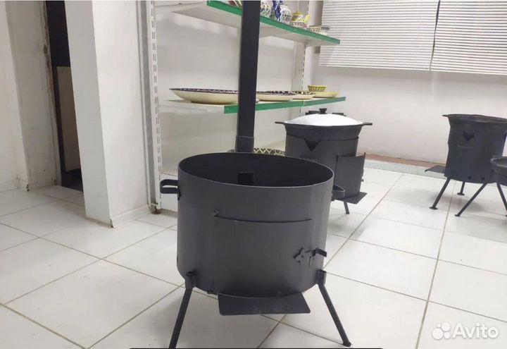 Печь для казана с трубой и дверцей 16л