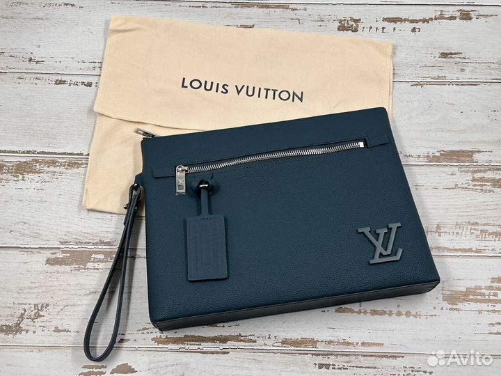 Клатч Louis vuitton