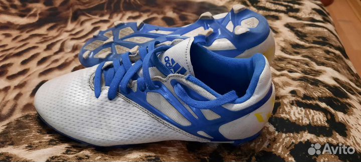 Футбольные бутсы