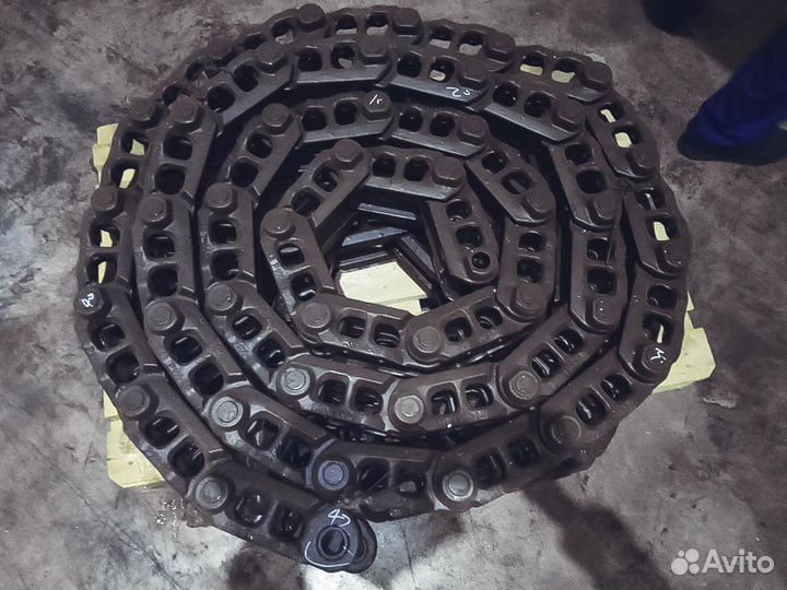 Цепь гусеничная 45L hitachi LH1075/45