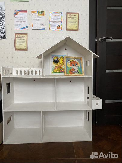 Домик кукольный