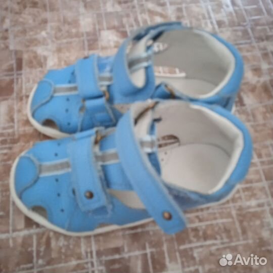 Сандали детские 24 размер