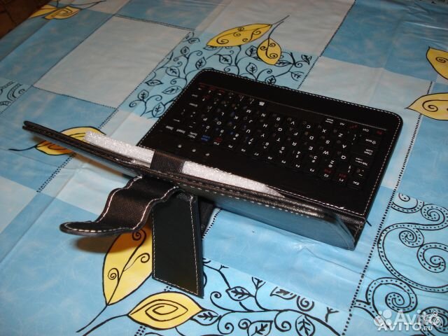 Клавиатура USB + чехол-подставка для 7