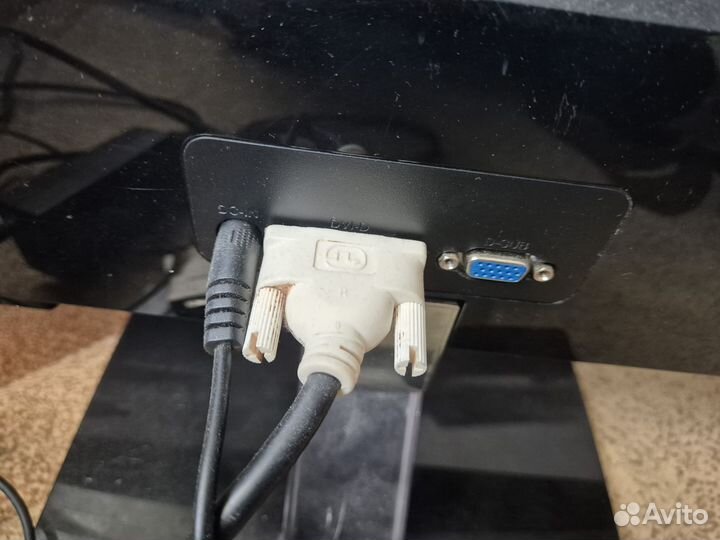 LG Flatron E2360T-PN