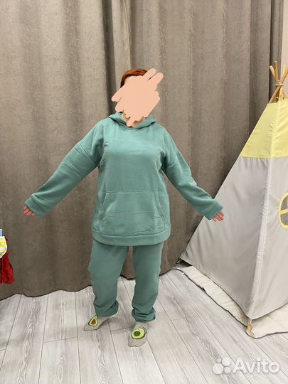 Спортивный костюм женский 48 размер новый