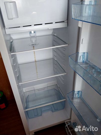 Холодильник Бирюса б/у 122 см