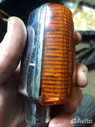 Yamaha XJR 1200 поворотник