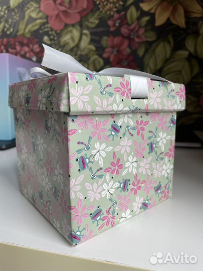 Коробка подарочная