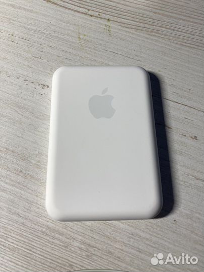 Magsafe battery pack