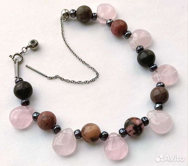 Браслет из натурального Родонита и Розового Кварца
