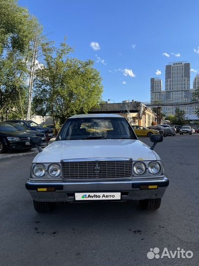 Toyota Crown 2.0 AT, 1999, 350 000 км