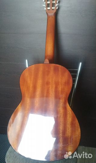 Классическая гитара Cort