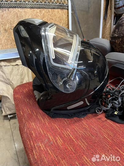 Снегоходный шлем