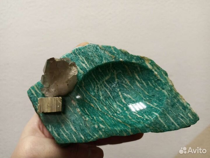 Пепельница. Натуральный амазонит