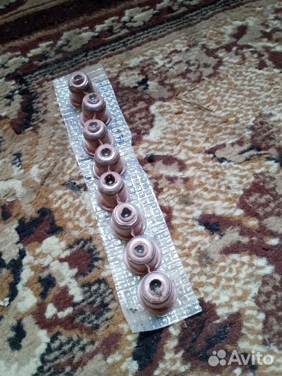 Маслосьемные колпачки 412москвич