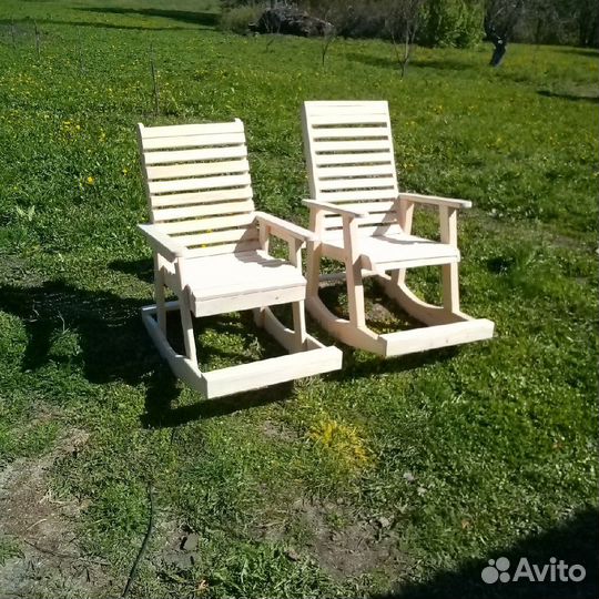 Стол и скамейки