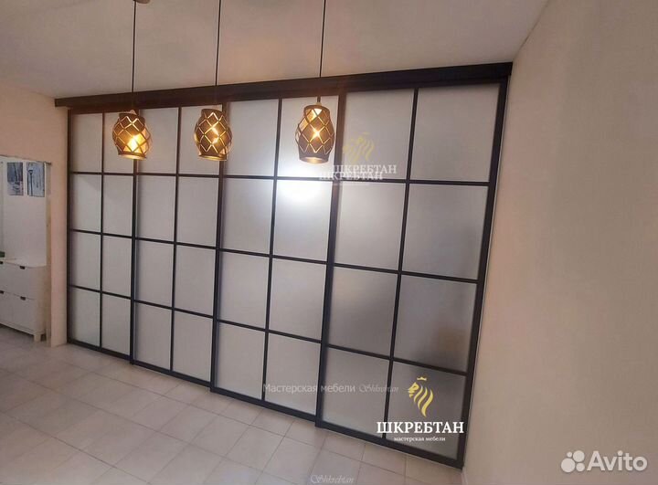 Стеклянная перегородка