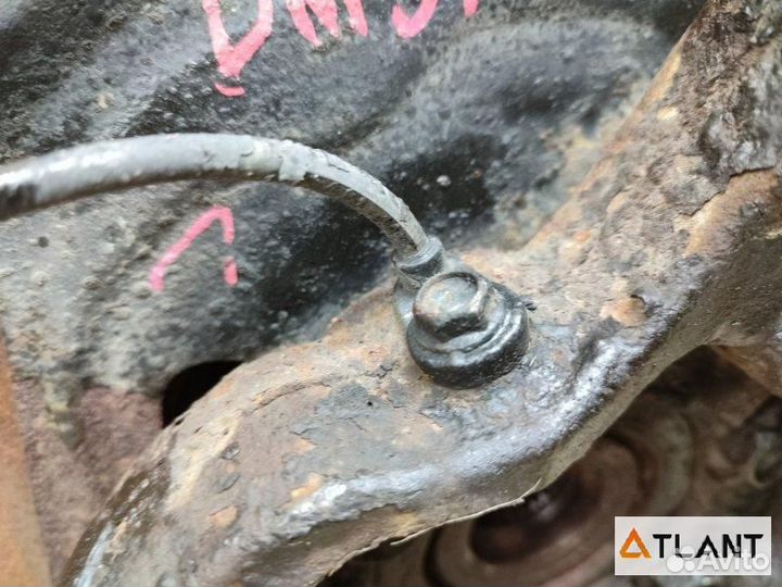 Ступица передняя правая nissan X-trail