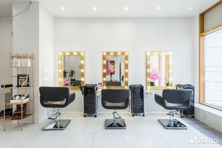 Парикмахер стилист колорист