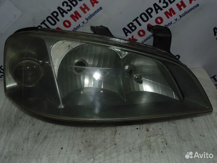 Фара правая Chery Amulet A15 A15-3772020BA