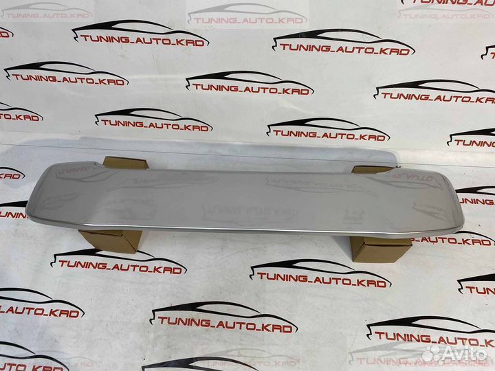 Спойлер Наверх Toyota Land Cruiser 200 J4809