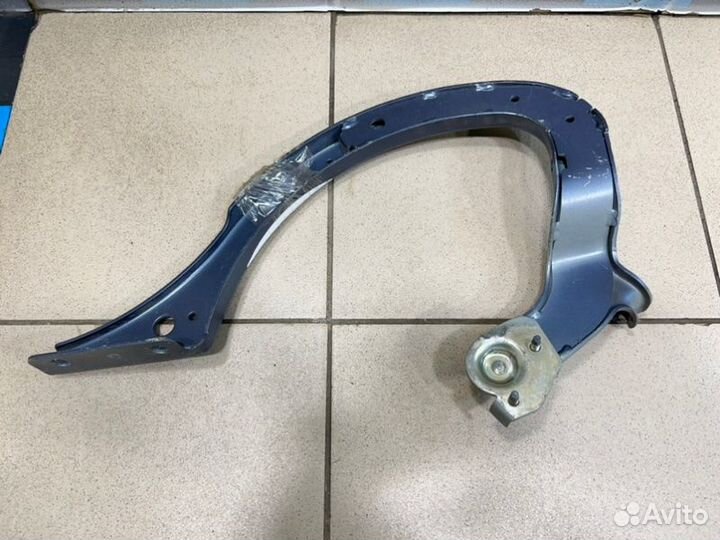 Петля крышки багажника правая Renault Clio