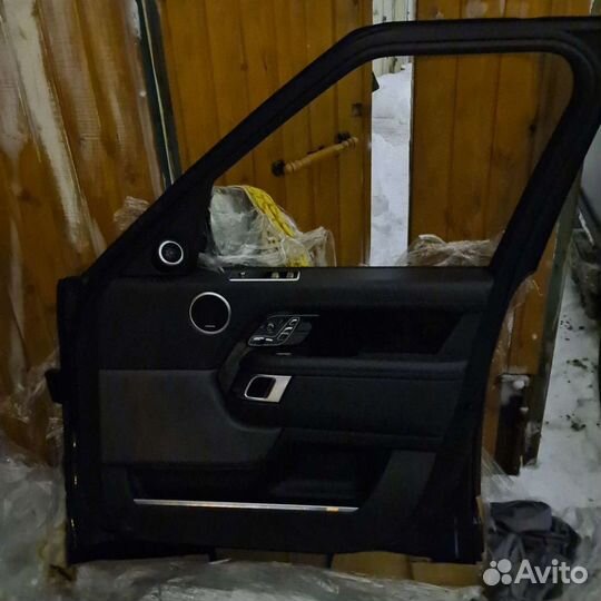 Range Rover 4 передняя правая дверь