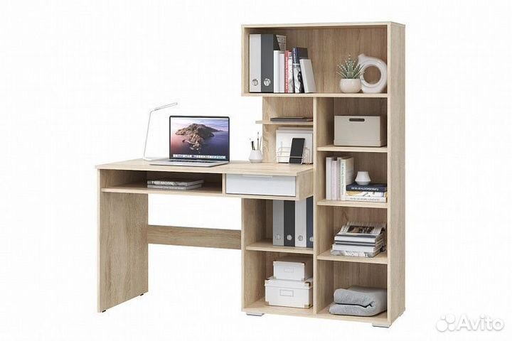 Компьютерный стол для учебы в наличии