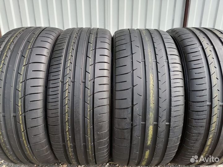 Dunlop SP Sport Maxx 050 245/45 R20 и 275/40 R20